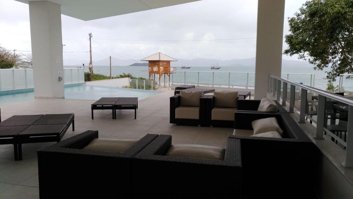 Maravilhoso Apartamento Beira-Mar Praia Da Cachoeira Florianópolis Extérieur photo